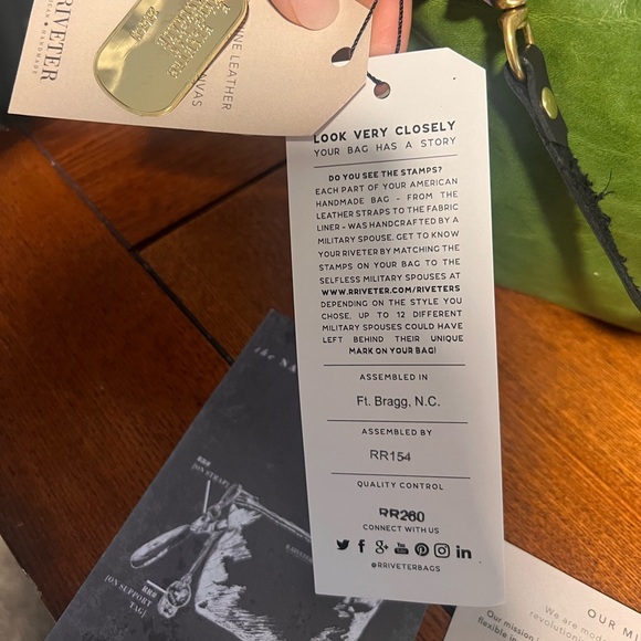 Naomi Zipper Clutch- R. Riveter - Picture 5 of 5